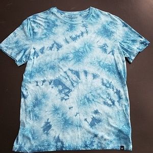 Blue tie dye t-shirt